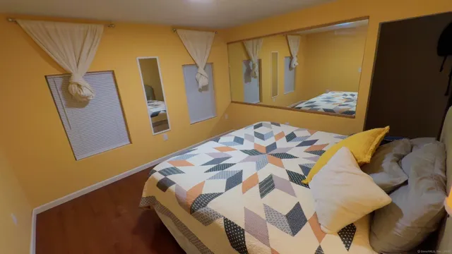 $339,000 | 54 Mountain Road, Woodbury, CT 06798