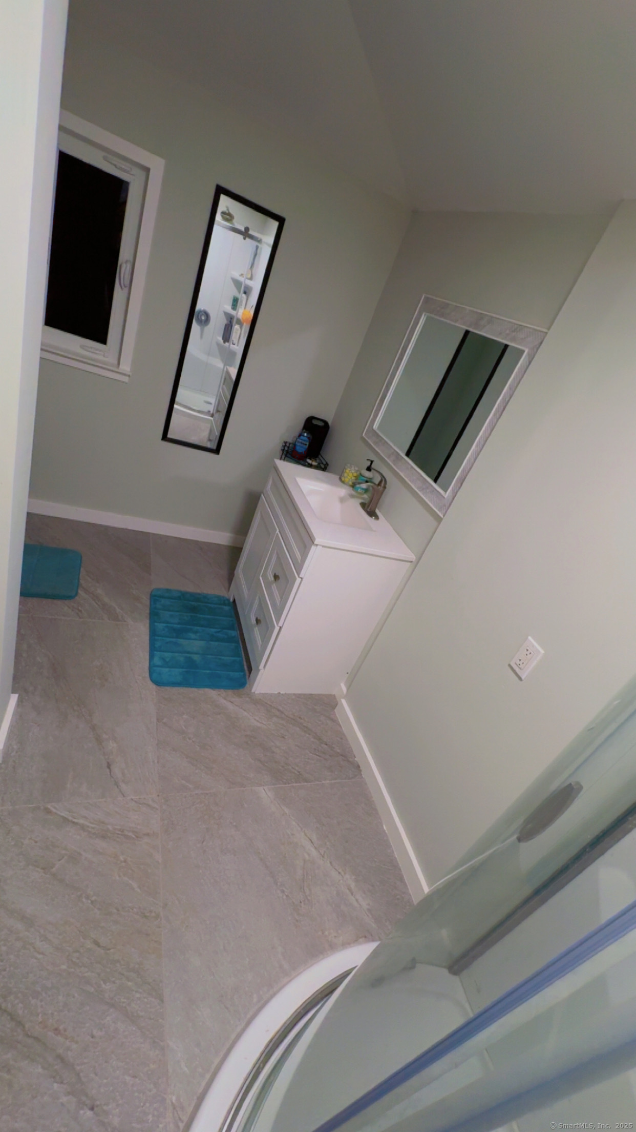 54 Mountain Road Woodbury, CT 06798 - Photo 8 of 19