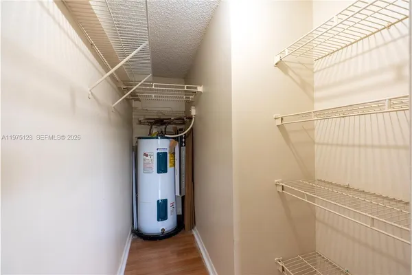 $2,100 | 2445 Southwest 18th Terrace, Unit 123, Fort Lauderdale, FL 33315