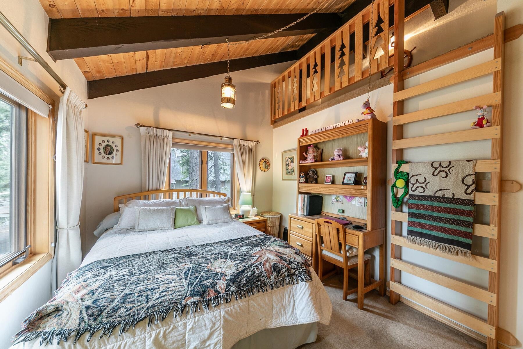 5889 Victoria Road Carnelian Bay, CA 96140 - Photo 12 of 27 Gallery Image 12