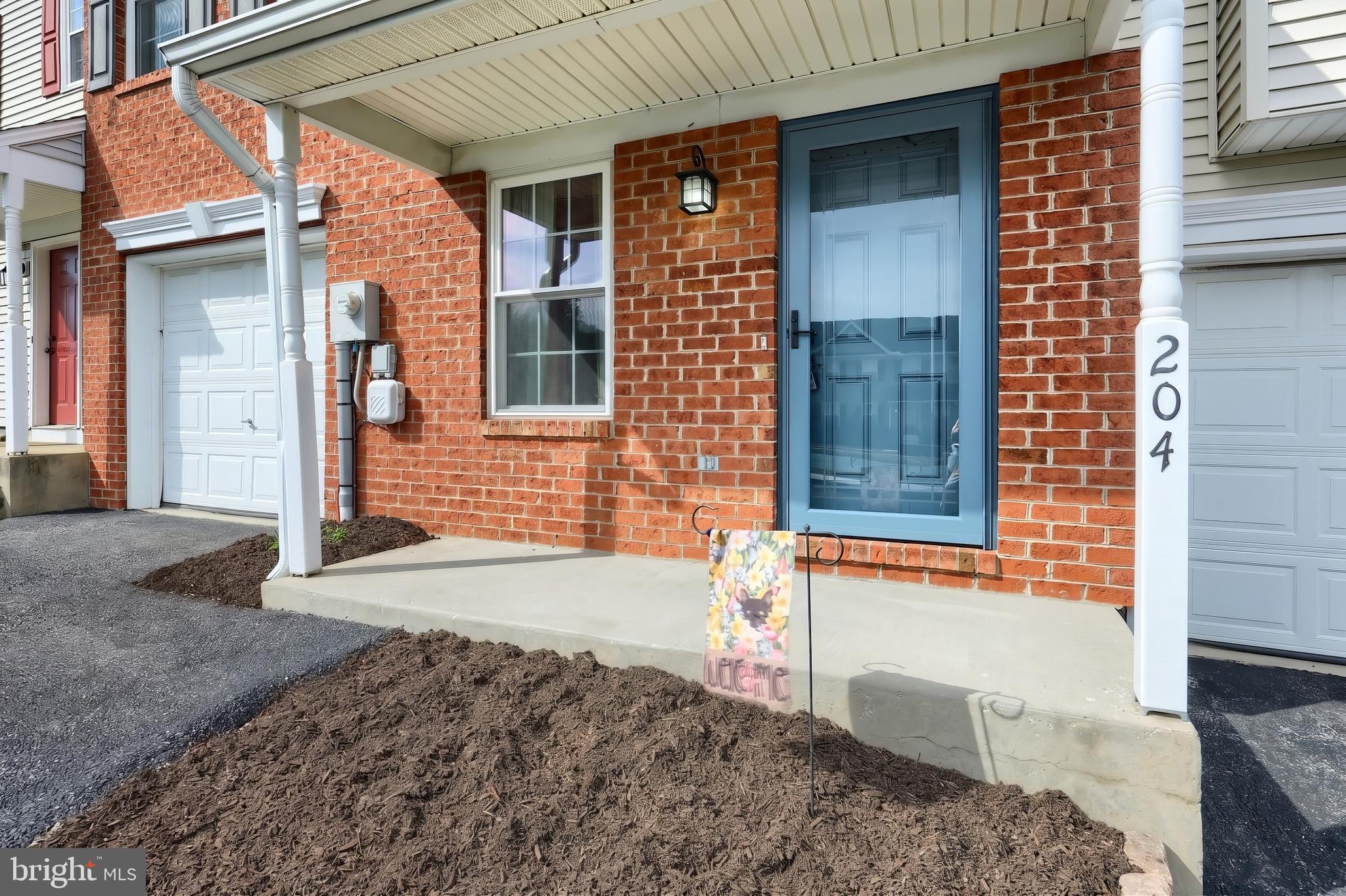204 Country Ridge Drive Red Lion, PA 17356 - Photo 2 of 41