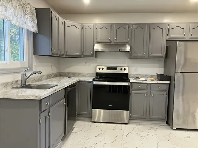 $1,895 | 46 Sienna Drive, Henrietta, NY 14623