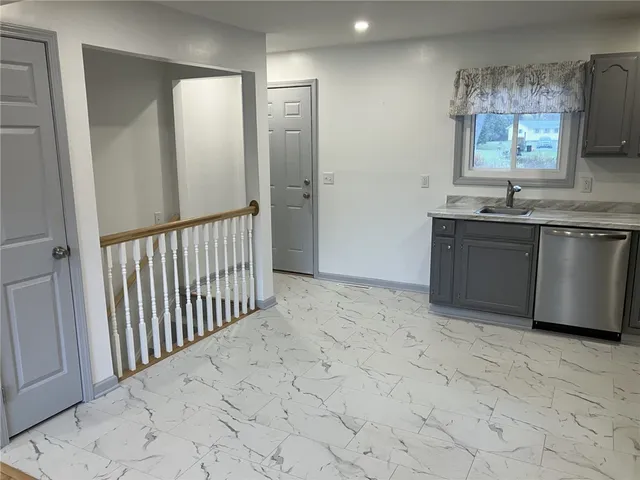 $1,895 | 46 Sienna Drive, Henrietta, NY 14623