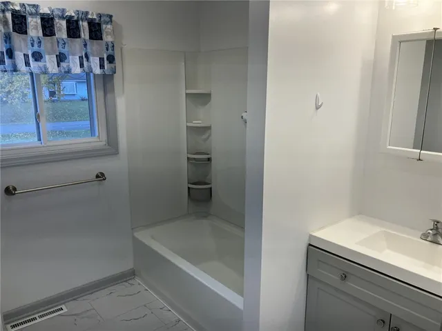 $1,895 | 46 Sienna Drive, Henrietta, NY 14623