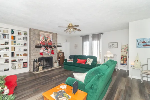 $285,000 | 8513 West Sycamore Road, Fairland, IN 46126