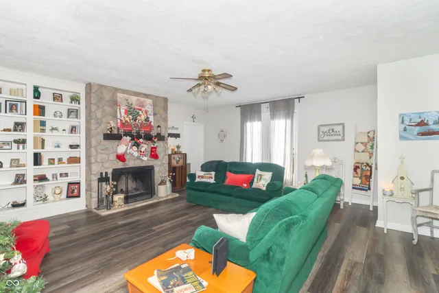 $310,000 | 8513 West Sycamore Road, Fairland, IN 46126