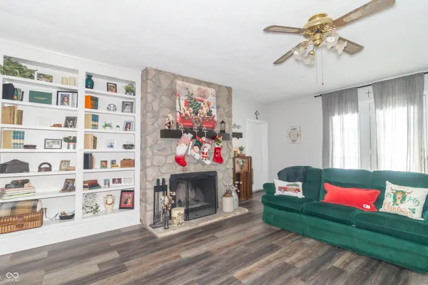 $285,000 | 8513 West Sycamore Road, Fairland, IN 46126