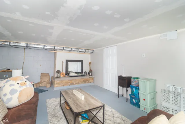 $310,000 | 8513 West Sycamore Road, Fairland, IN 46126