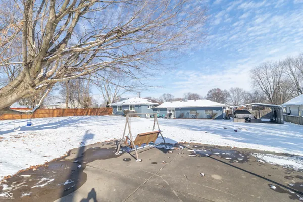 $285,000 | 8513 West Sycamore Road, Fairland, IN 46126