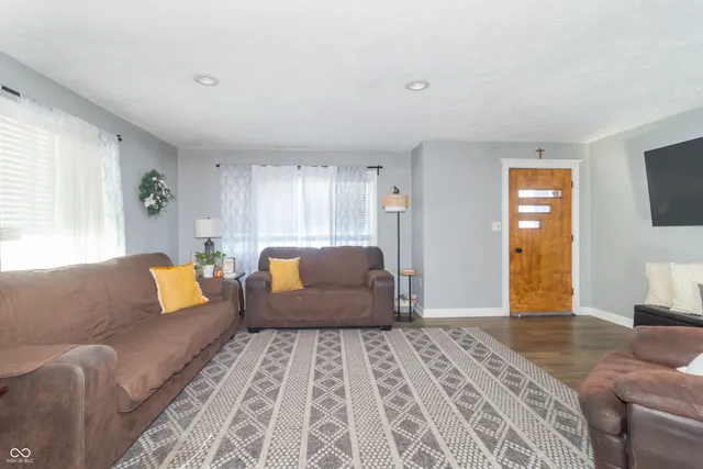 $310,000 | 8513 West Sycamore Road, Fairland, IN 46126