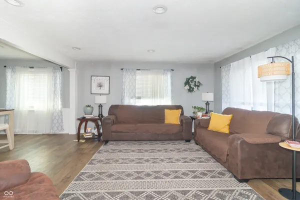 $285,000 | 8513 West Sycamore Road, Fairland, IN 46126