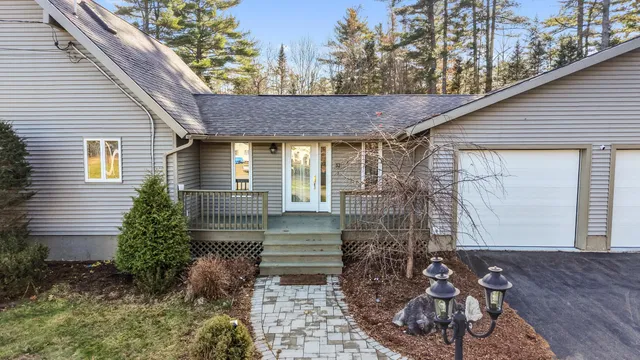 $399,999 | 32 Nickerson Lane, Milford, ME 04461