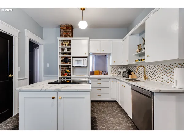 $475,000 | 655 Monroe Street, Eugene, OR 97402