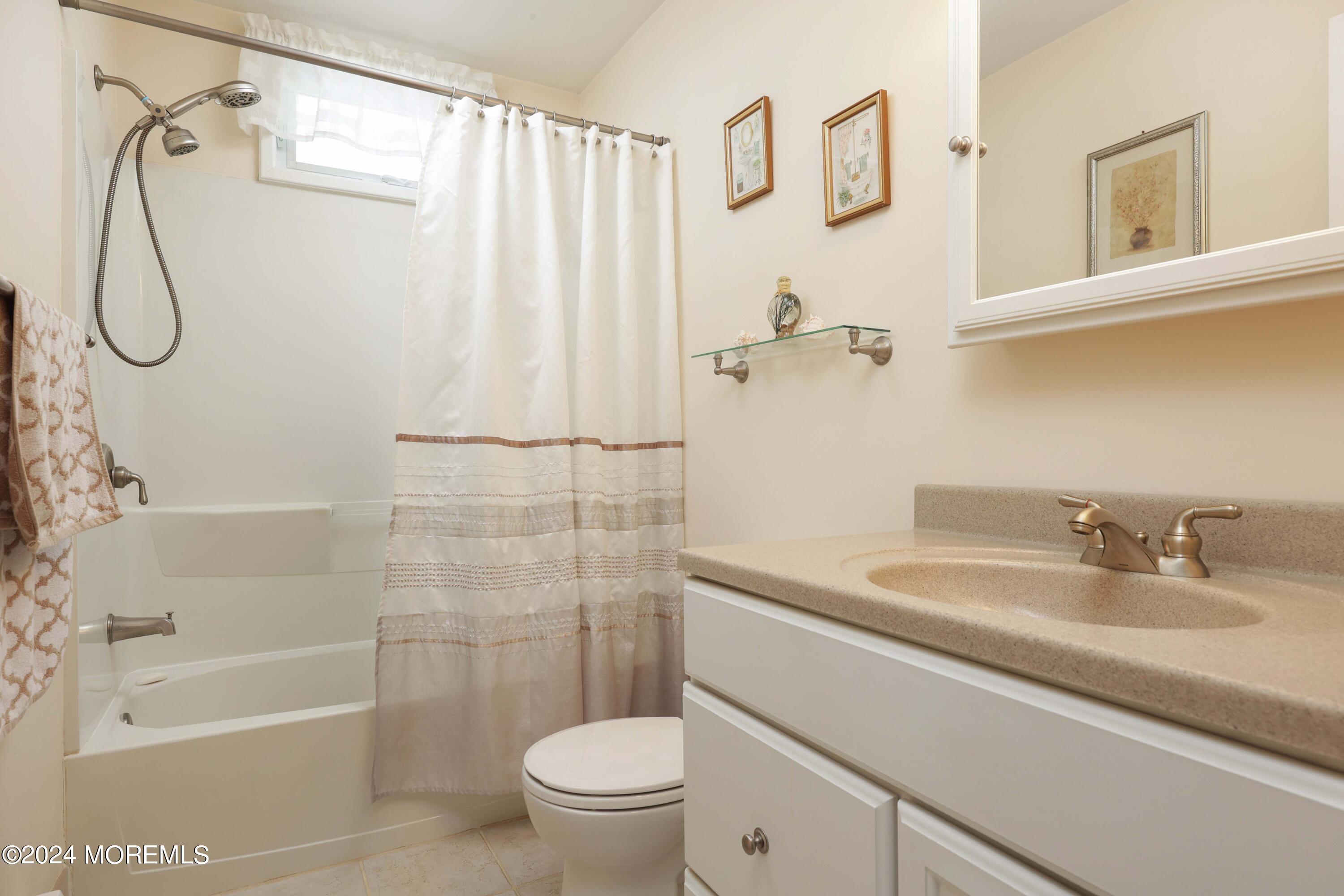 40 Coleman Place Red Bank, NJ 07701 - Photo 16 of 34 758A2840