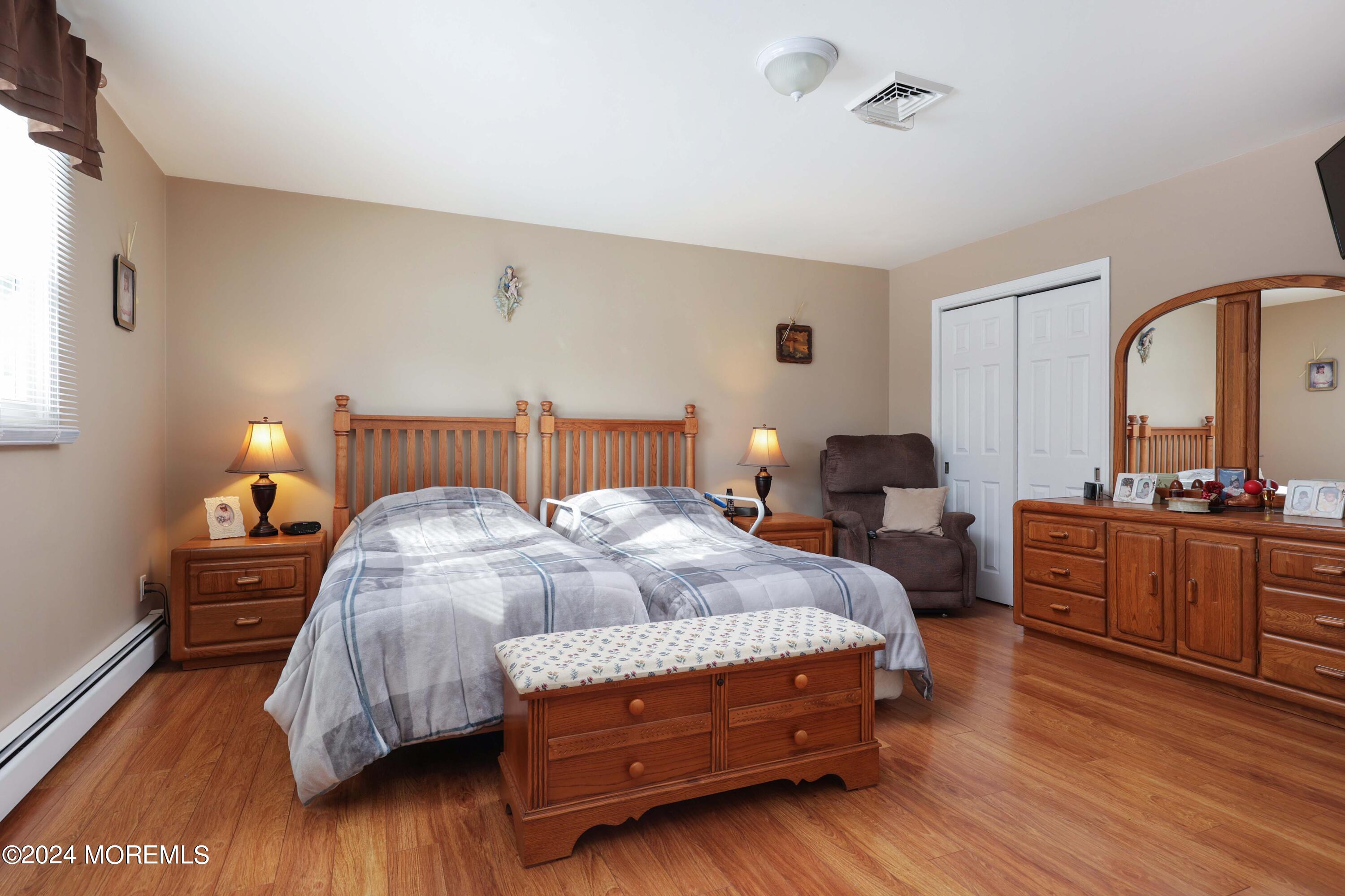 40 Coleman Place Red Bank, NJ 07701 - Photo 19 of 34 758A2859