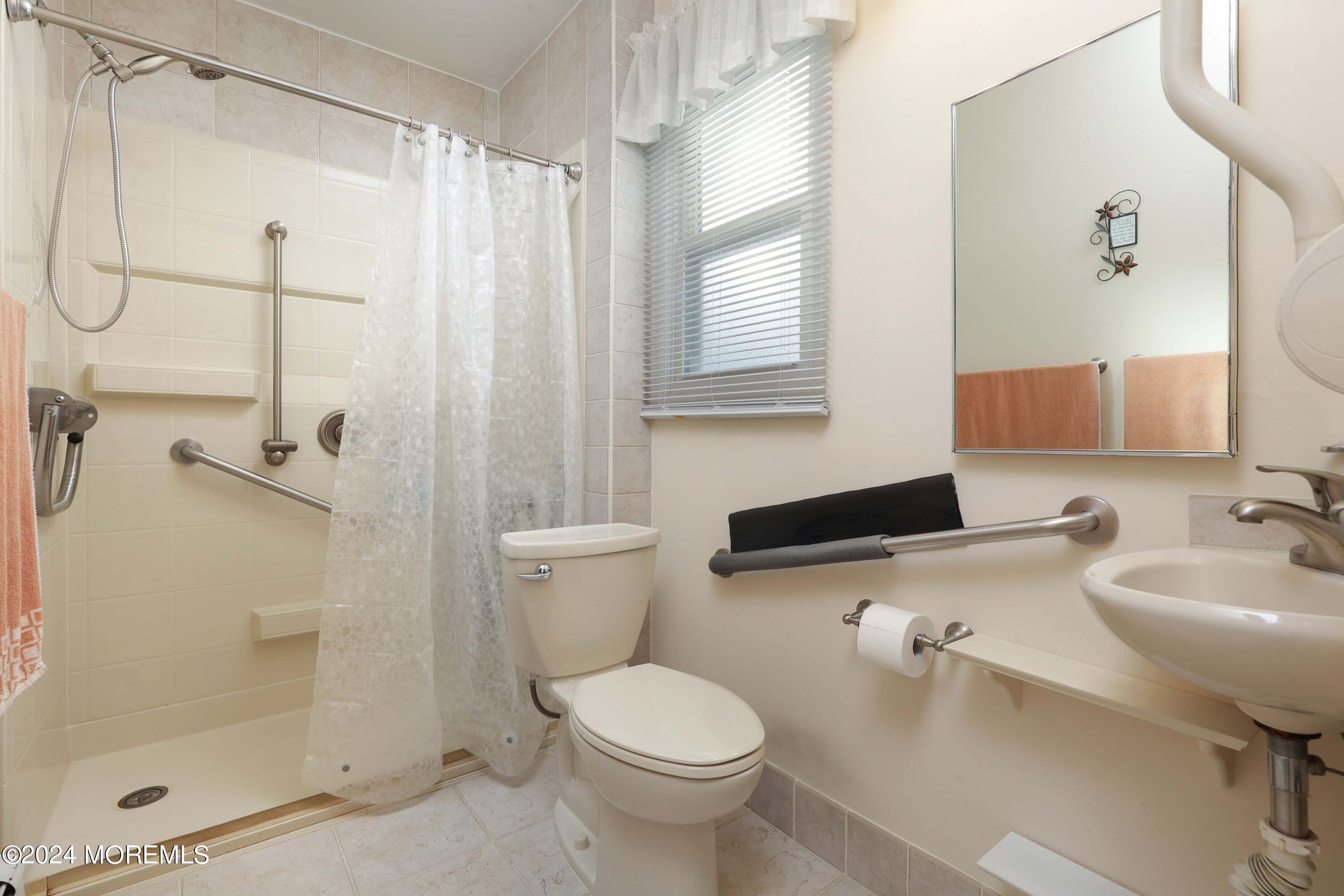 40 Coleman Place Red Bank, NJ 07701 - Photo 20 of 34 758A2865