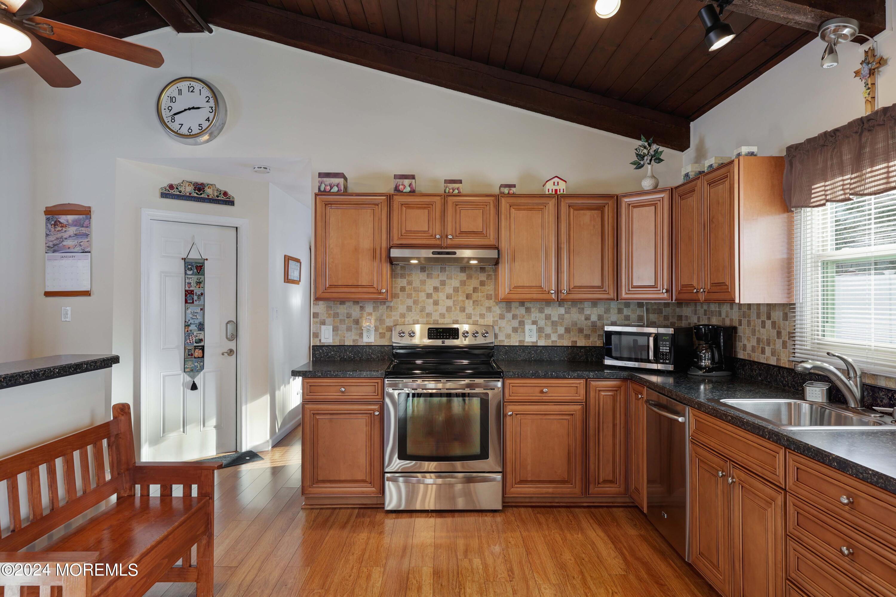 40 Coleman Place Red Bank, NJ 07701 - Photo 29 of 34 758A2934