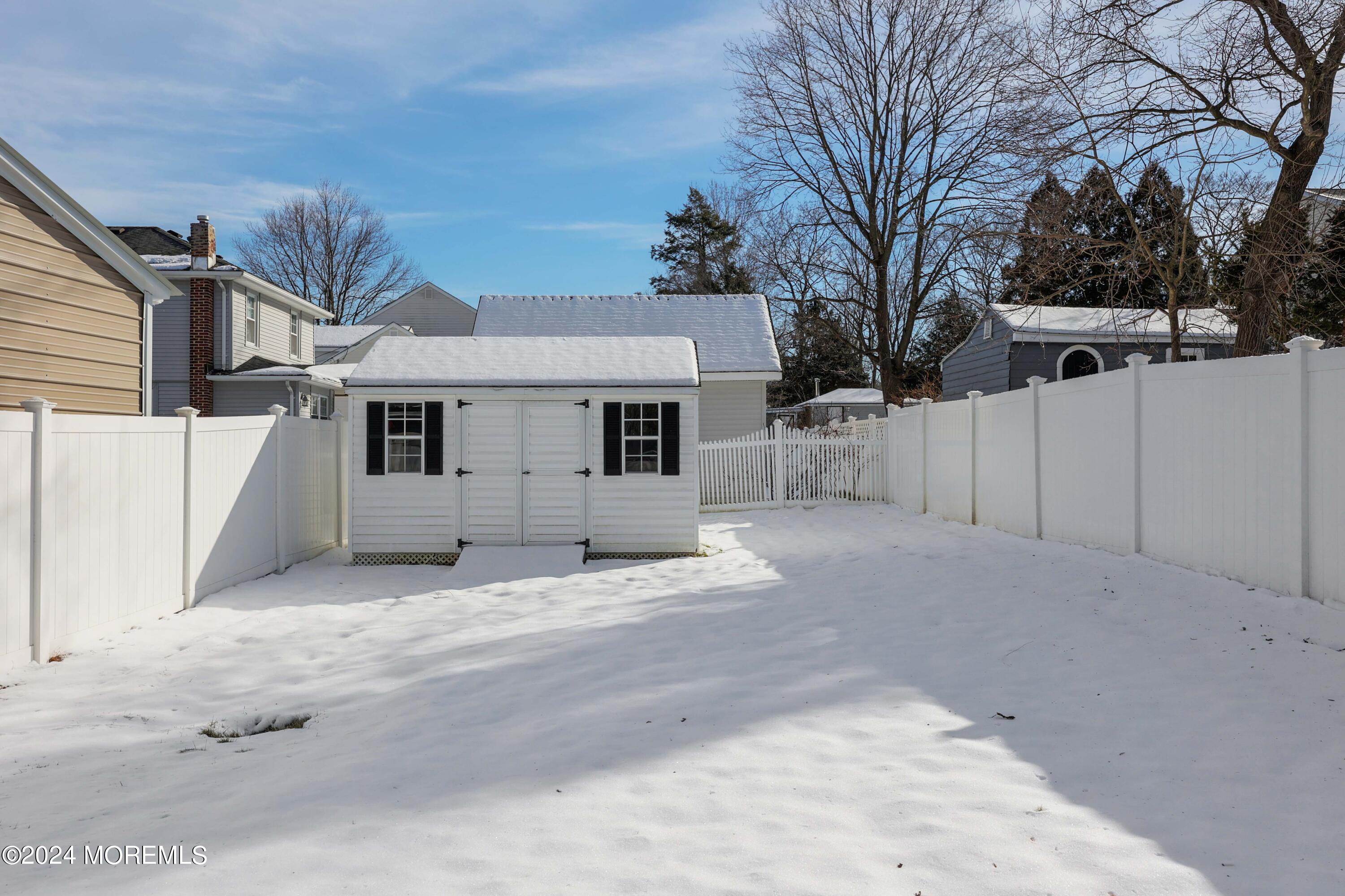 40 Coleman Place Red Bank, NJ 07701 - Photo 10 of 34 758A2808_09_10_11_12