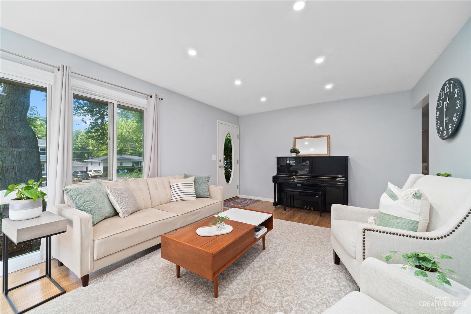 511 Aurora Way Wheaton, IL 60187 - Photo 4 of 17