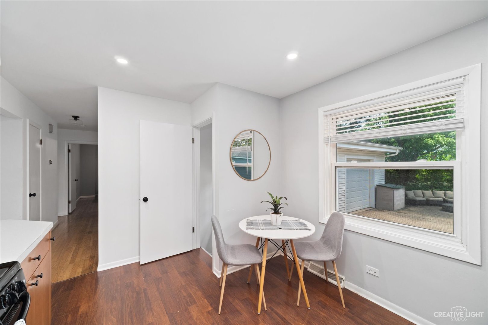 511 Aurora Way Wheaton, IL 60187 - Photo 10 of 17