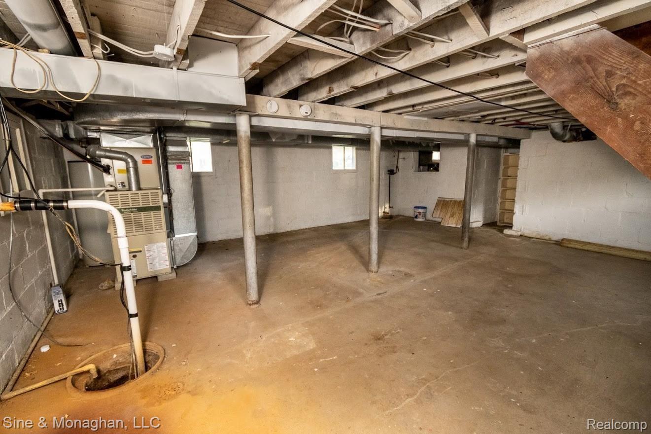 419 Pointe Tremble Road Algonac, MI 48001 - Photo 49 of 55 419-49.jpg