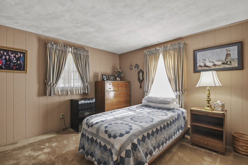 49 Dutton Street Worcester, MA 01610 - Photo 10 of 29 Gallery Image 10