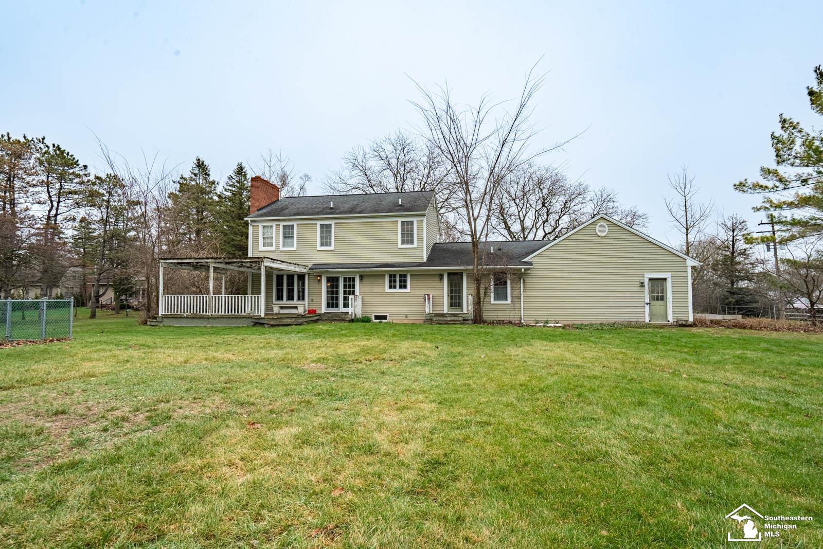 11763 Grafton Road Carleton, MI 48117 - Photo 36 of 38