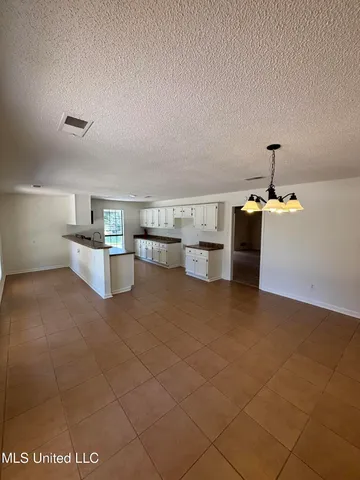 $289,900 | 12083 Highway 4, Senatobia, MS 38668