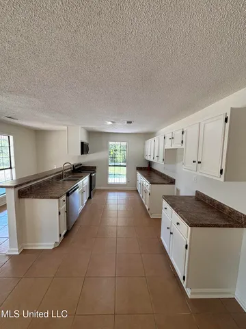 $289,900 | 12083 Highway 4, Senatobia, MS 38668