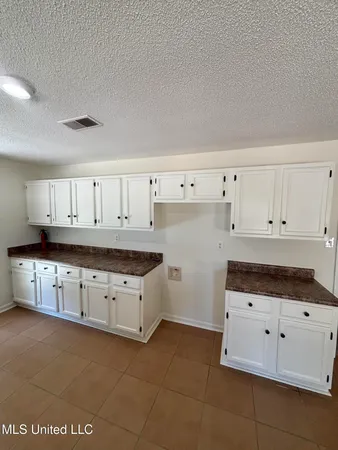 $289,900 | 12083 Highway 4, Senatobia, MS 38668