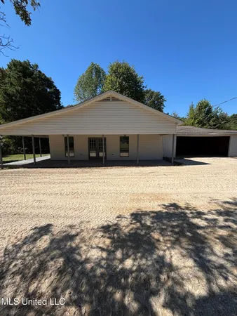 $289,900 | 12083 Highway 4, Senatobia, MS 38668