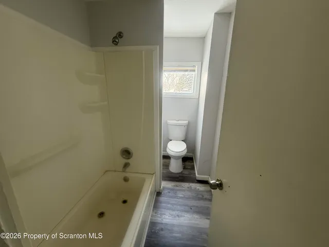 $1,300 | 2032 Washburn Street, Scranton, PA 18504