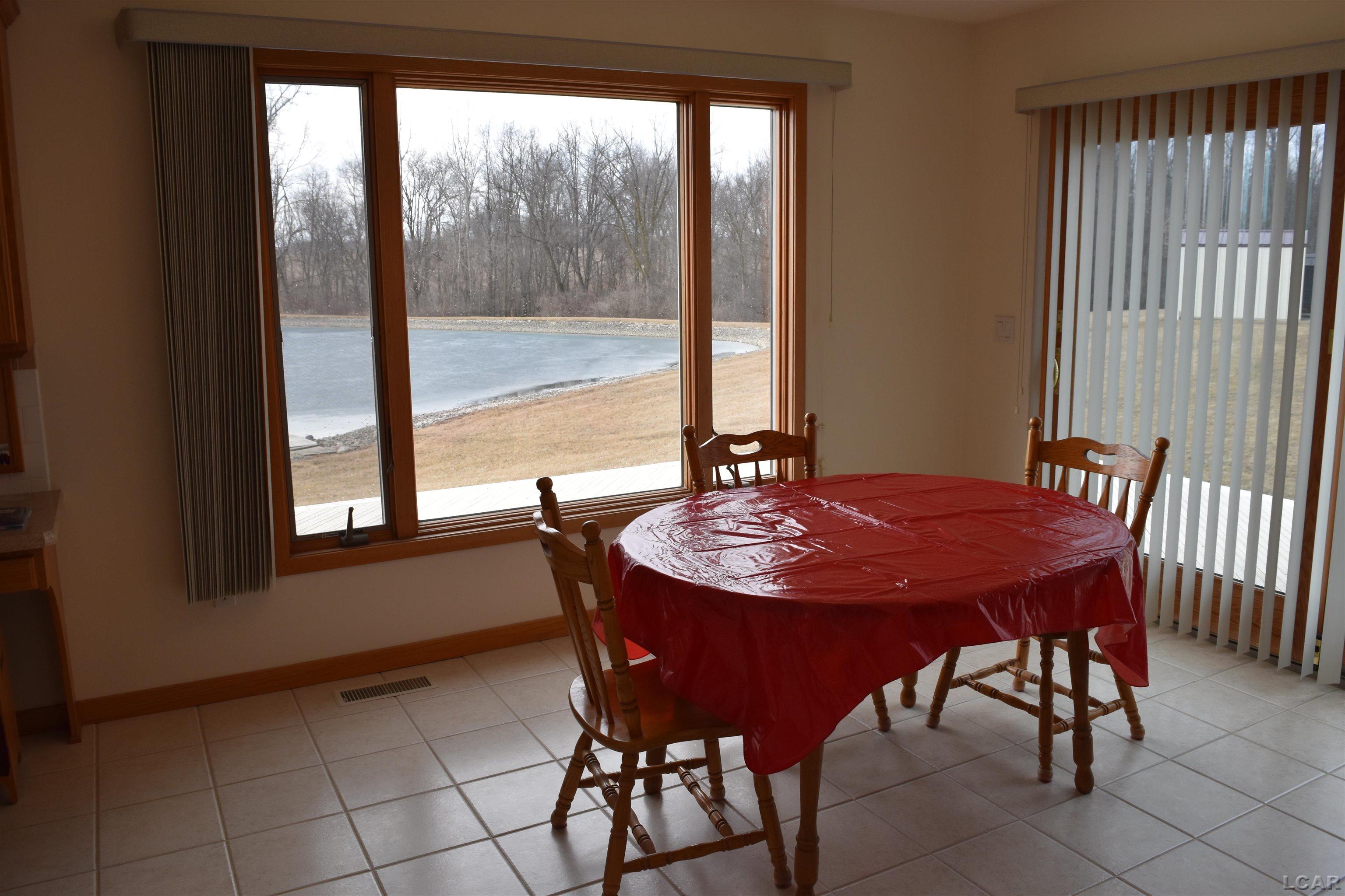 15500 Packard Road Hudson, MI 49247 - Photo 13 of 40 Dinette