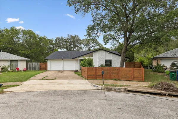 $425,000 | 6107 Blarwood Drive, Austin, TX 78745