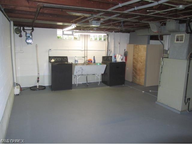 7014 Snow Road Parma, OH 44129 - Photo 21 of 25