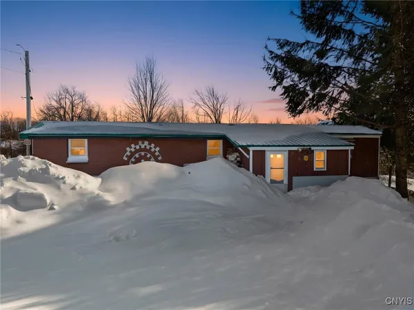 $199,900 | 5306 Buyea Road, Fenner, NY 13035