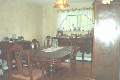 3320 Bridlepath Road Easton, PA 18045 - Photo 4 of 8 Gallery Image 4