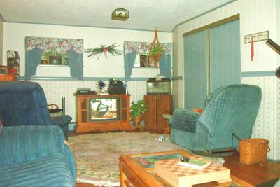 3320 Bridlepath Road Easton, PA 18045 - Photo 5 of 8 Gallery Image 5