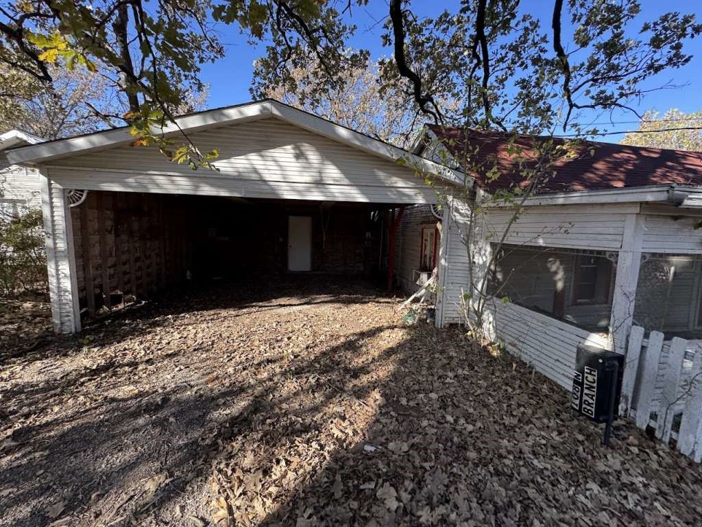 108 North Branch Street Bells, TX 75414 - Photo 4 of 8
