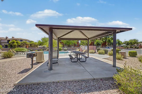 $425,000 | 16817 South 22nd Street, Phoenix, AZ 85048