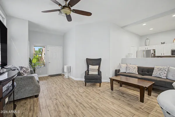 $425,000 | 16817 South 22nd Street, Phoenix, AZ 85048