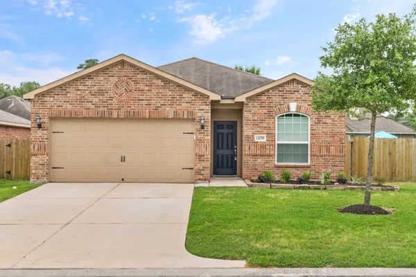 $2,200 | 12059 Powderhorn Lane, Pinehurst, TX 77362