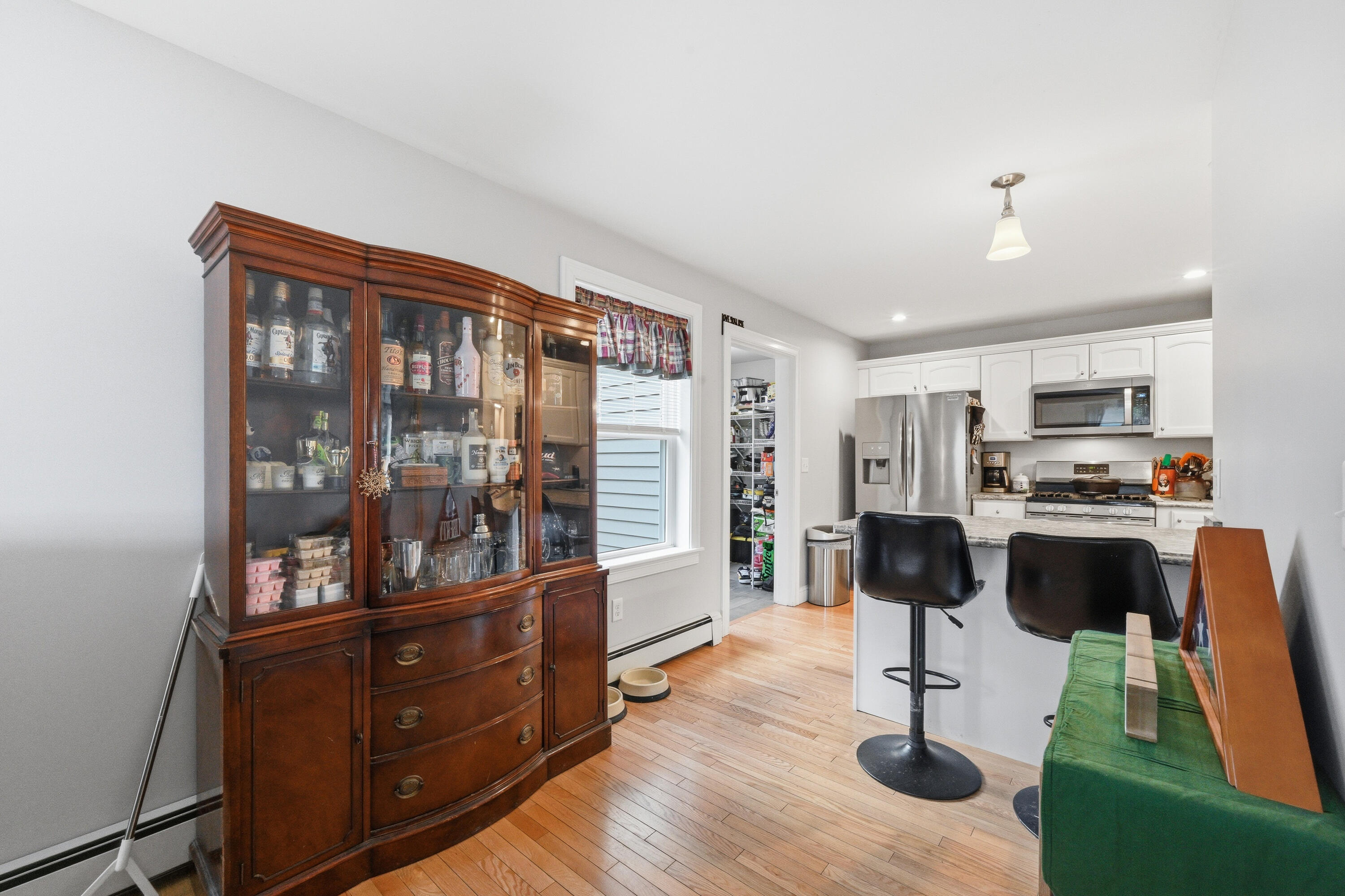 67 Whipple Road Kittery, ME 03904 - Photo 14 of 40 85-MPT72RX-LP-115