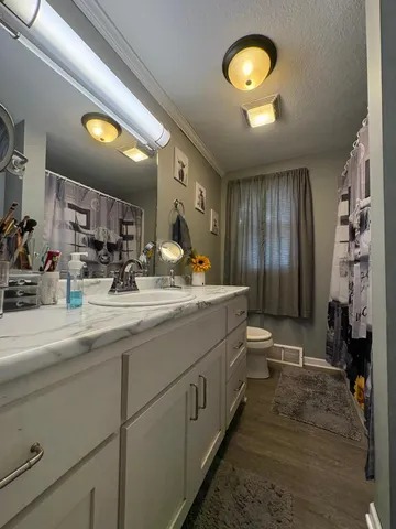 $150,000 | 135 5th Avenue Northwest, Elgin, MN 55932