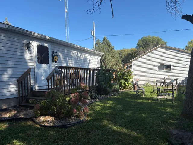 $150,000 | 135 5th Avenue Northwest, Elgin, MN 55932