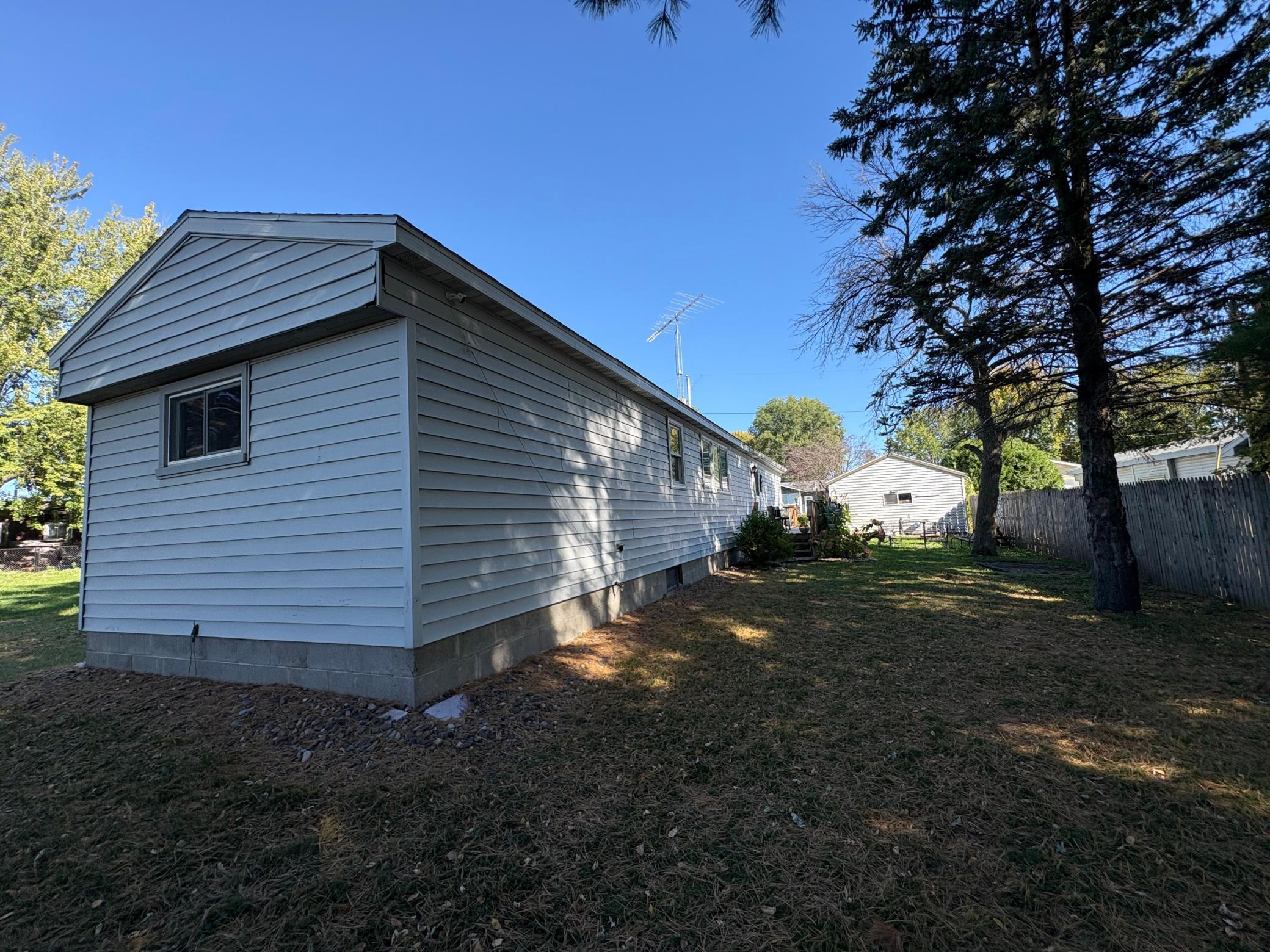 135 5th Avenue Northwest Elgin, MN 55932 - Photo 6 of 27