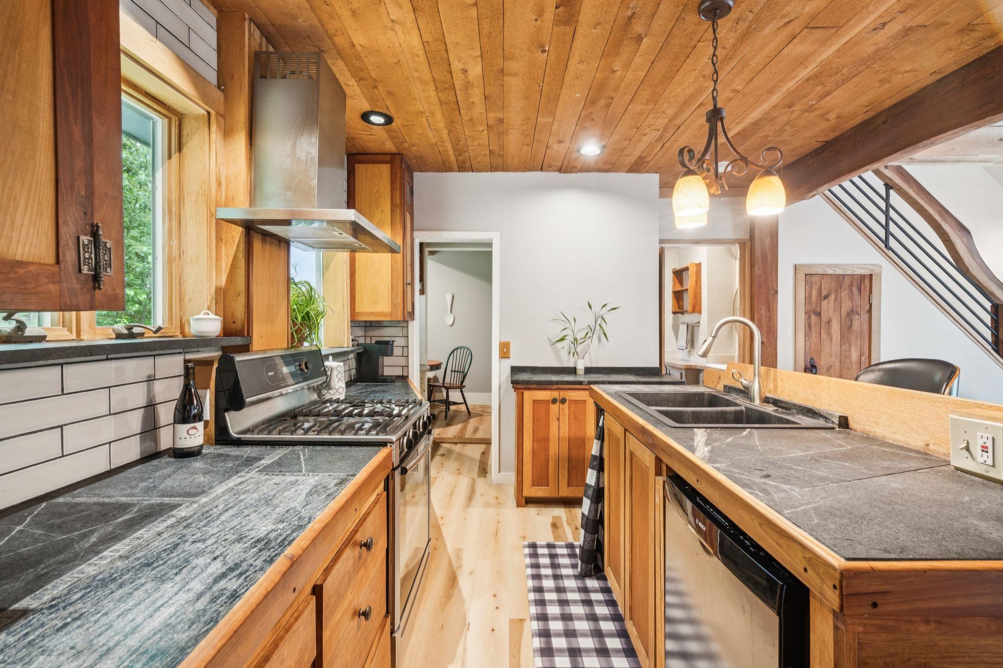 221 Dunkel Road West Windsor, VT 05089 - Photo 5 of 35