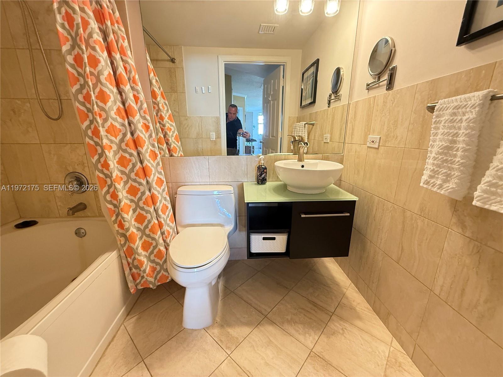 17145 North Bay Road, Unit 4613 Sunny Isles Beach, FL 33160 - Photo 17 of 32