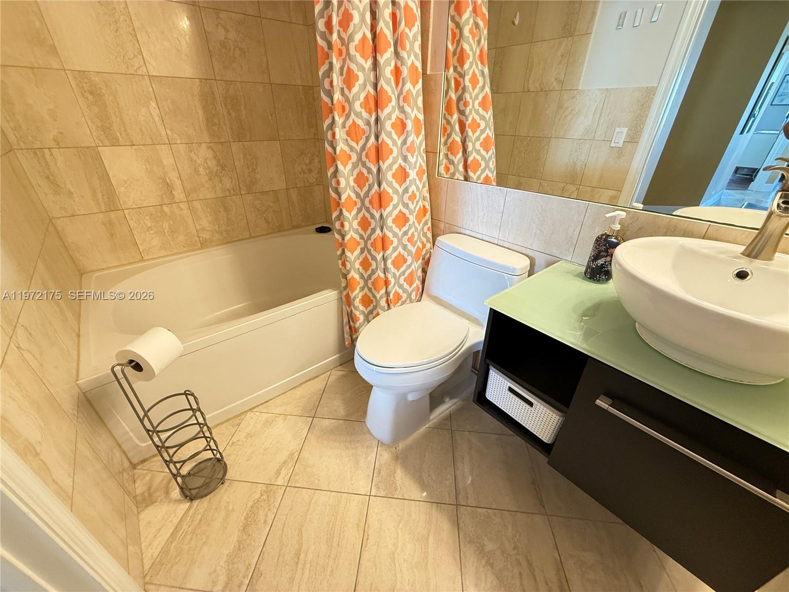 17145 North Bay Road, Unit 4613 Sunny Isles Beach, FL 33160 - Photo 18 of 32