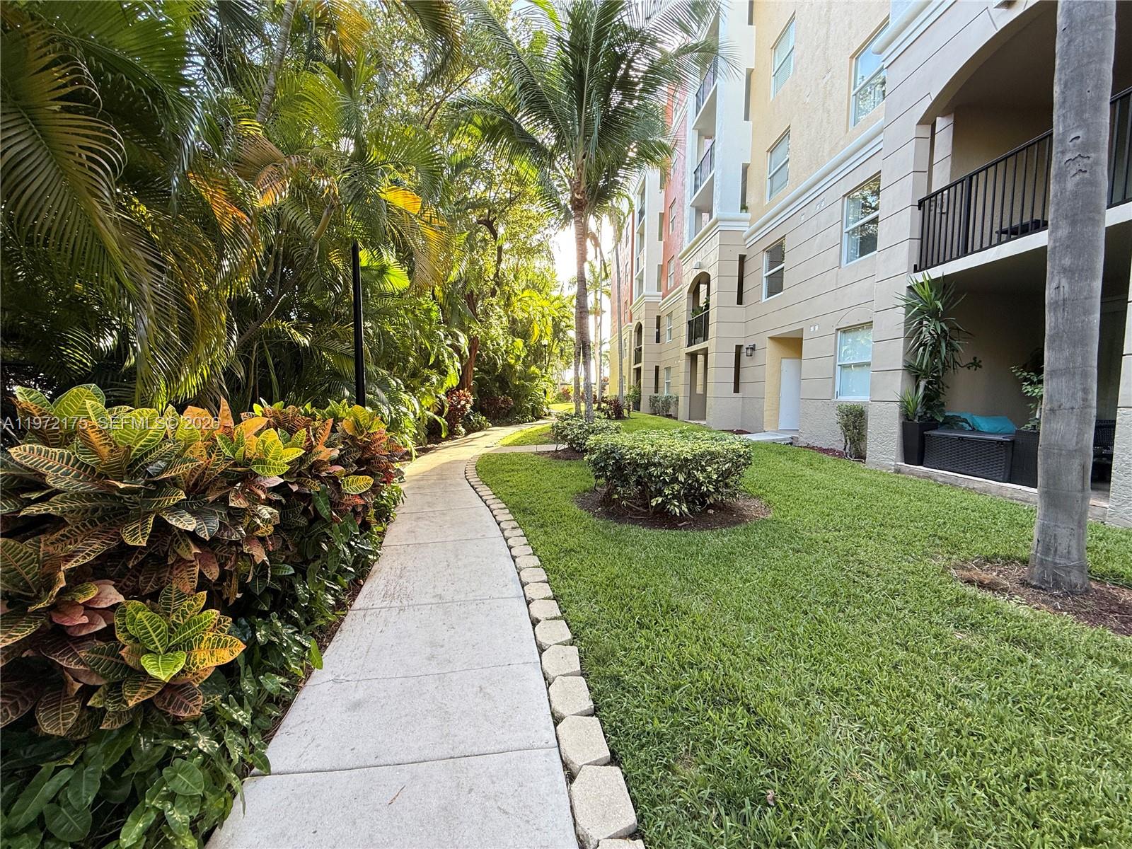 17145 North Bay Road, Unit 4613 Sunny Isles Beach, FL 33160 - Photo 26 of 32